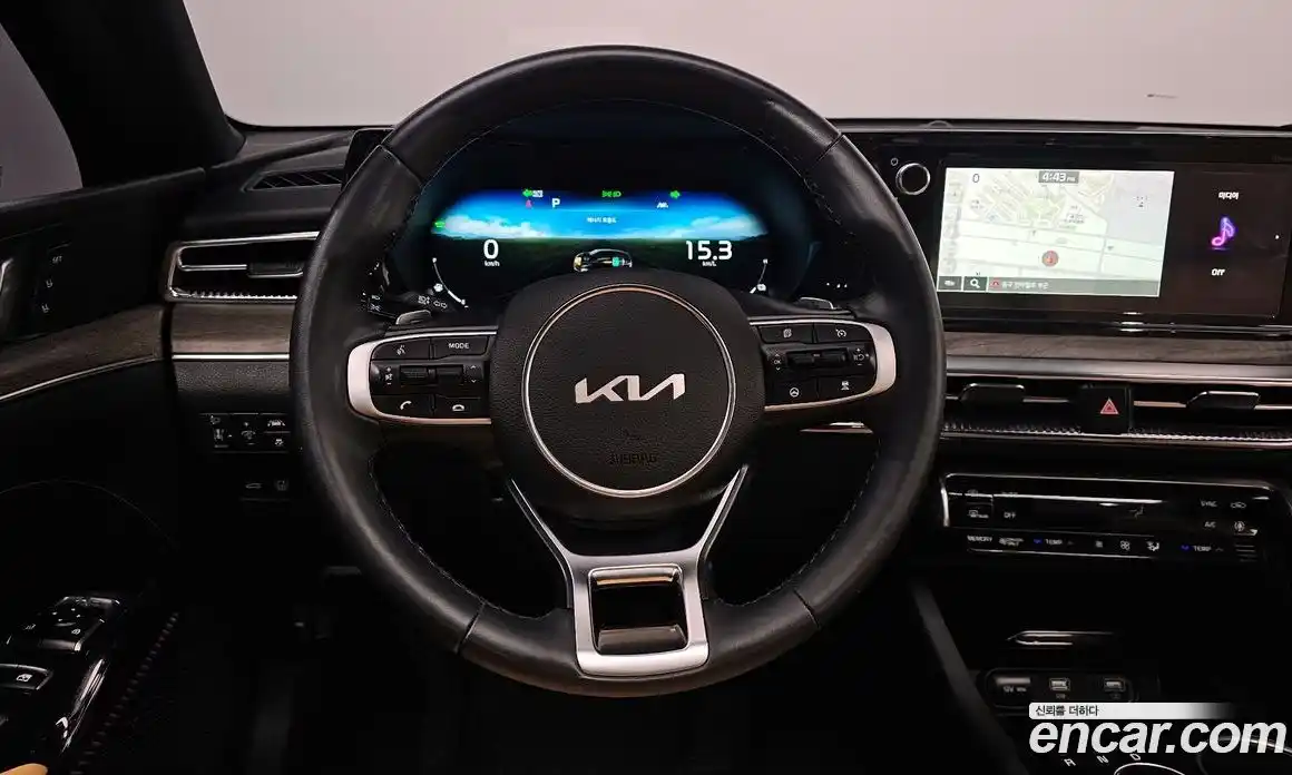 Kia K5 2023 2.0 Автомат в Москве № 102180, фото 13