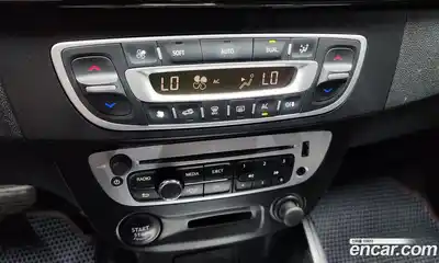 Renault SM3 2014 1.6 Автомат в Москве № 102418, миниатюра 4