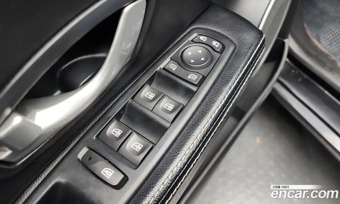 Renault SM3 2014 1.6 Автомат в Москве № 102418, фото 6