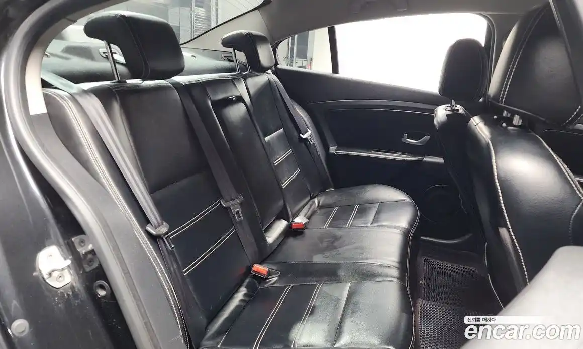 Renault SM3 2014 1.6 Автомат в Москве № 102418, фото 10