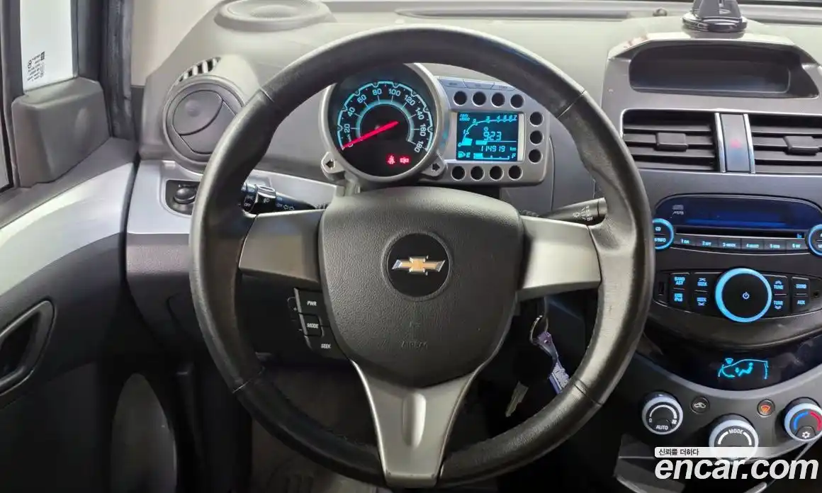 Chevrolet Spark 2012 1.0 Автомат в Москве № 103672, фото 20