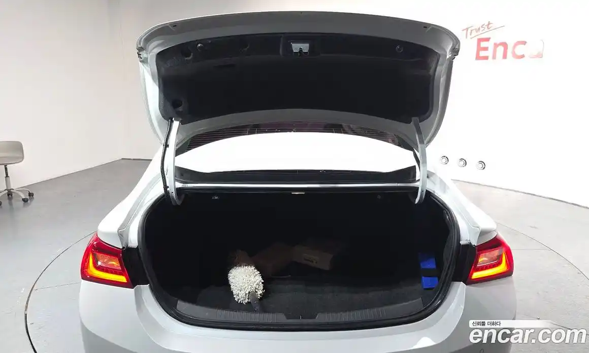 Chevrolet Malibu 2018 2.0 Автомат в Москве № 103995, фото 12