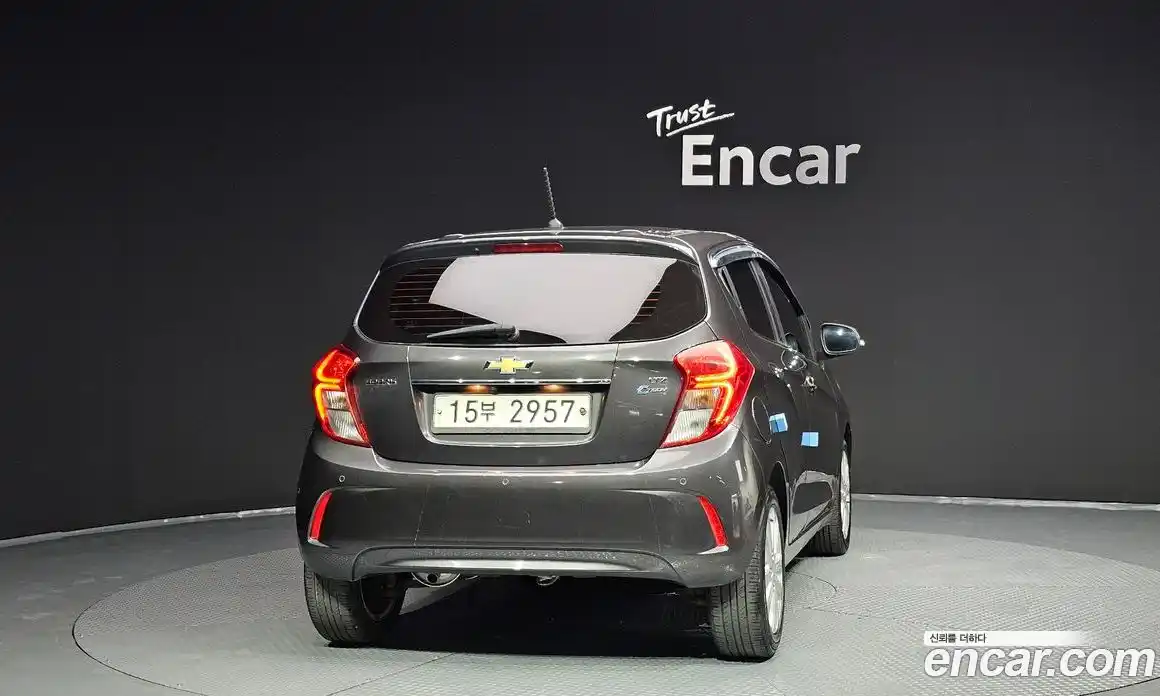 Chevrolet Spark 2016 1.0 Автомат в Москве № 104417, фото 4