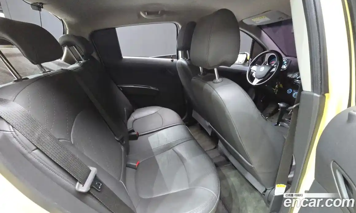 Chevrolet Spark 2013 1.0 Автомат в Москве № 105450, фото 14