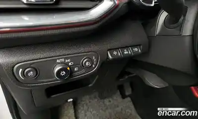 Chevrolet TrailBlazer 2023 1.3 Автомат в Москве № 105951, миниатюра 2