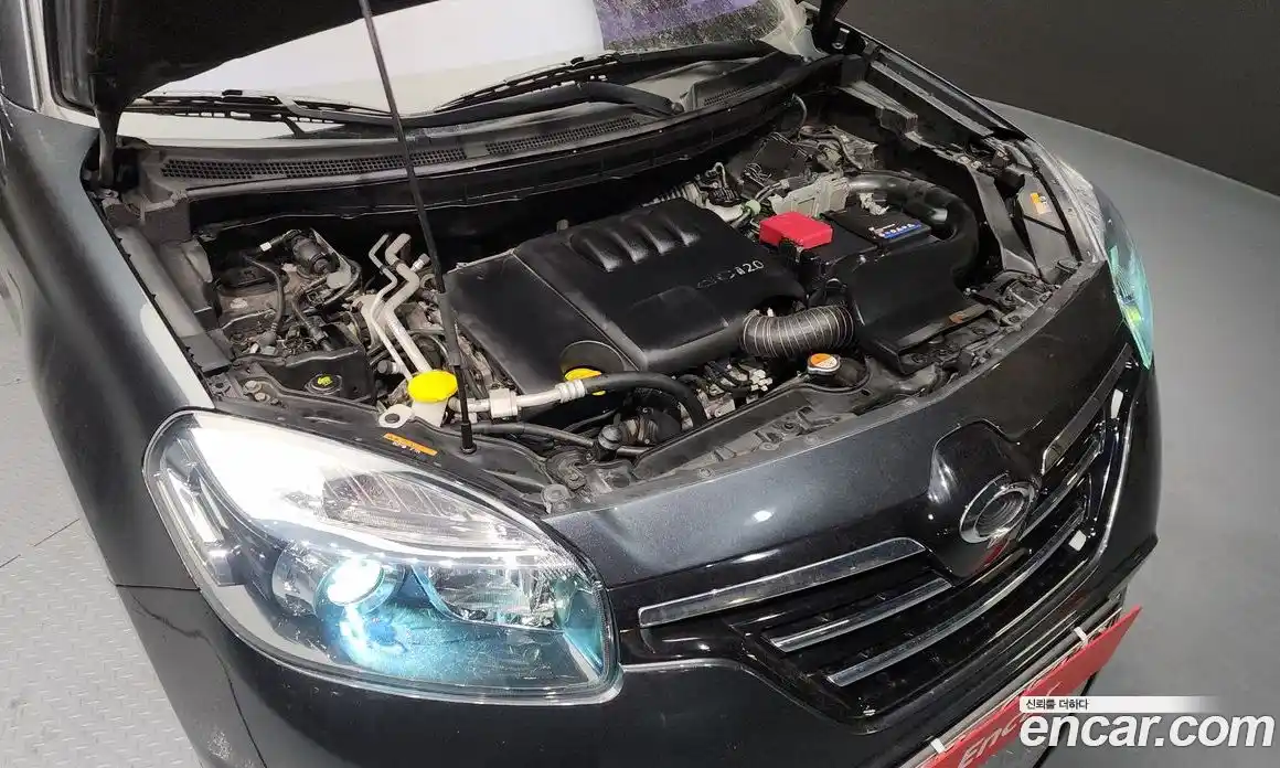 Renault QM5 2015 2.0 Автомат в Москве № 106882, фото 17