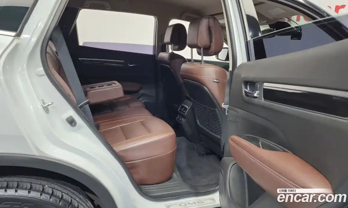 Renault QM6 2017 2.0 Автомат в Москве № 107332, фото 3