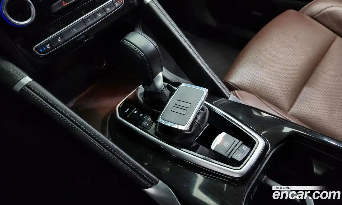 Renault QM6 2017 2.0 Автомат в Москве № 107332, фото 4