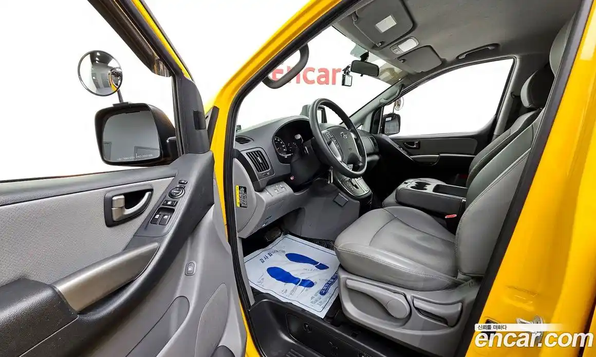 Hyundai Starex 2020 2.4 Автомат в Москве № 109809, фото 4
