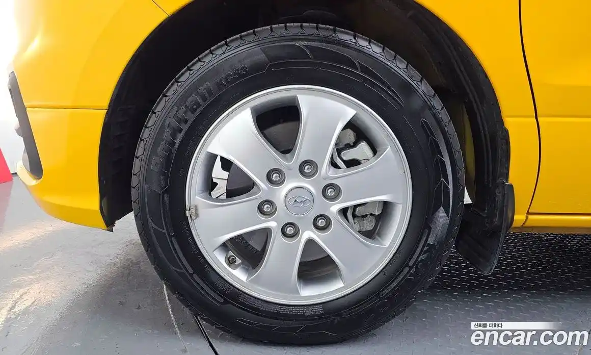 Hyundai Starex 2020 2.4 Автомат в Москве № 109809, фото 9