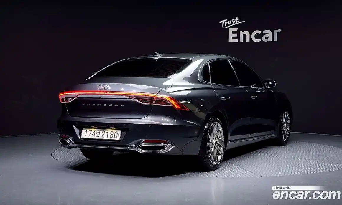 Hyundai Grandeur 2020 2.5 Автомат в Москве № 110312, фото 14