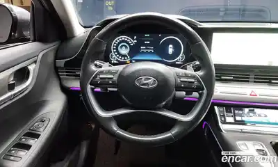 Hyundai Grandeur 2020 2.5 Автомат в Москве № 110312, миниатюра 2