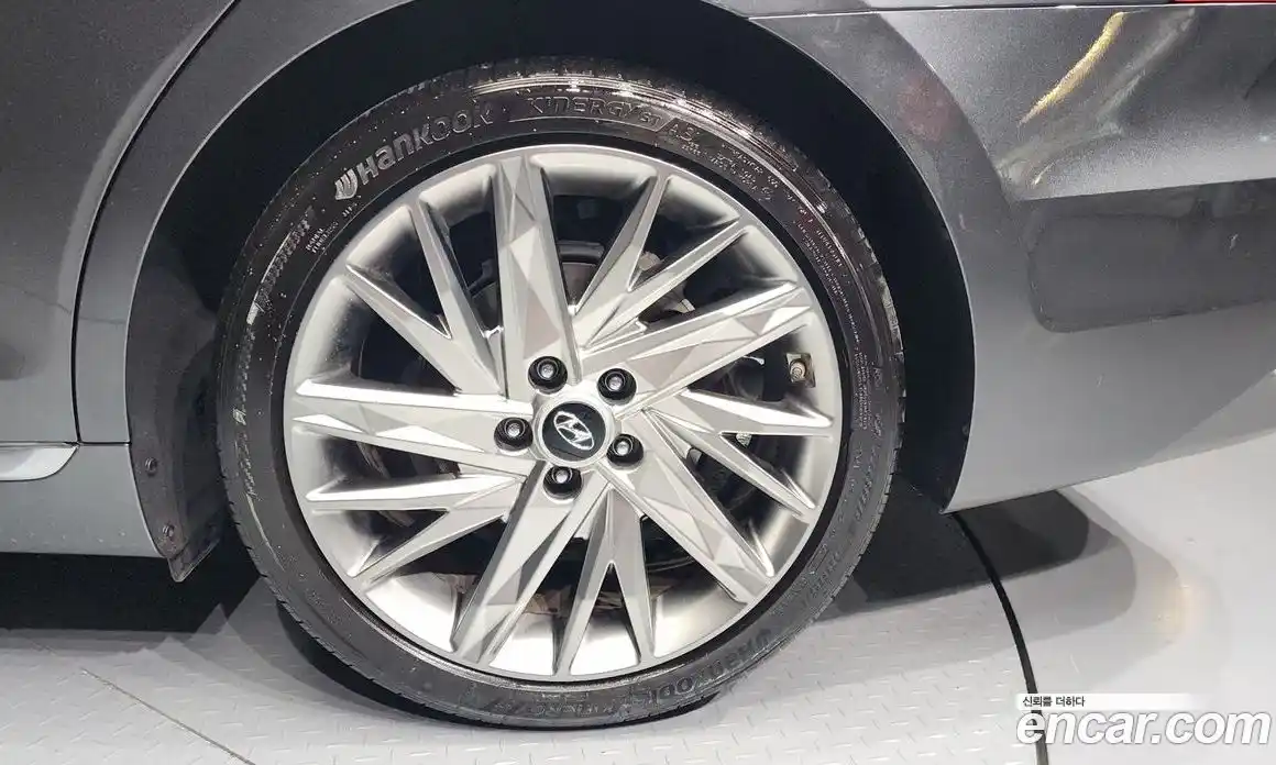 Hyundai Grandeur 2020 2.5 Автомат в Москве № 110312, фото 9