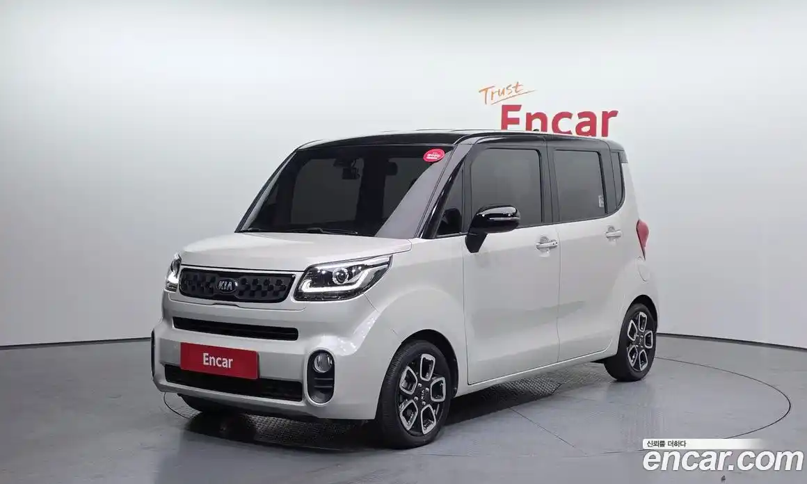 Kia Ray 2020 1.0 Автомат в Москве № 120270, фото 18