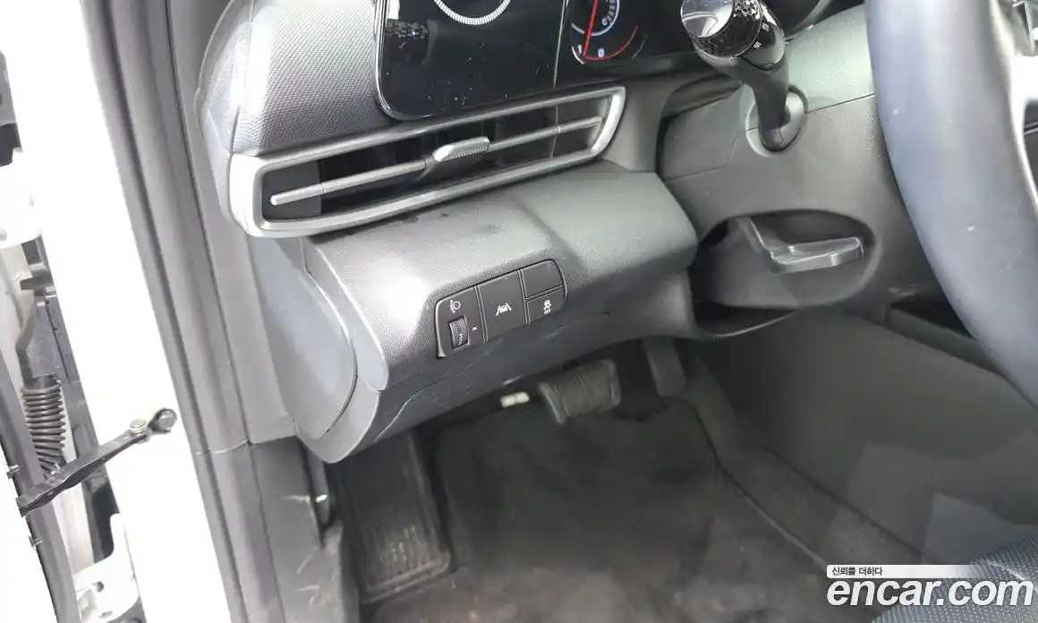 Hyundai Avante 2021 1.6 Автомат в Москве № 125620, фото 15