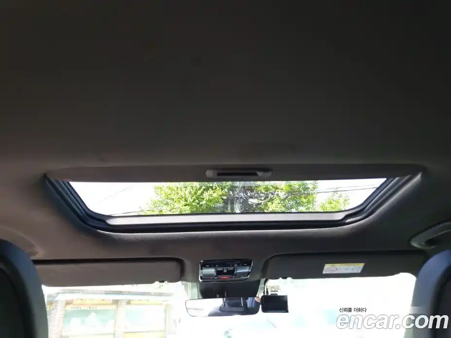 Hyundai Santa Fe 2025 1.6 Автомат в Москве № 129449, фото 17