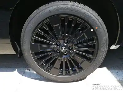 Hyundai Santa Fe 2025 1.6 Автомат в Москве № 129449, миниатюра 5