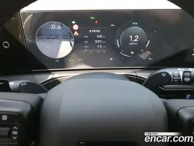 Hyundai Santa Fe 2025 1.6 Автомат в Москве № 129449, миниатюра 8