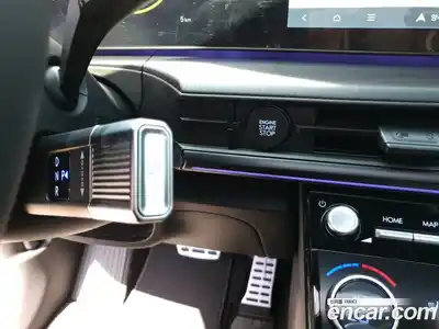 Hyundai Santa Fe 2025 1.6 Автомат в Москве № 129449, миниатюра 9