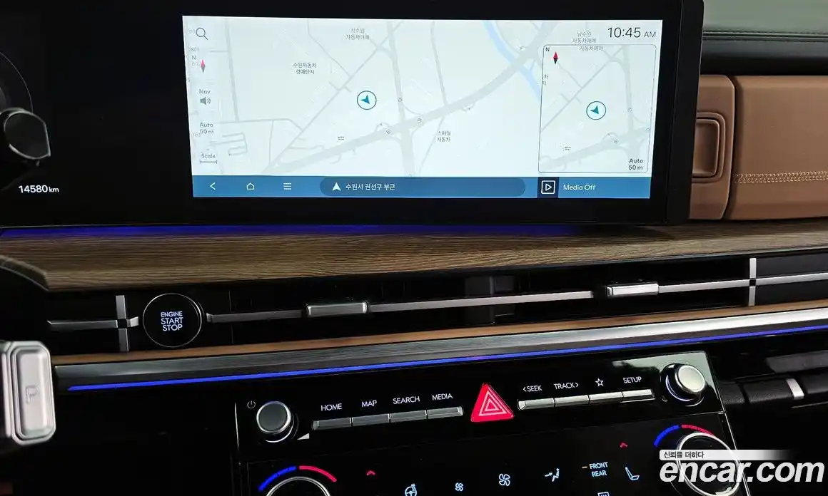 Hyundai Santa Fe 2024 2.5 Автомат в Москве № 130850, фото 20