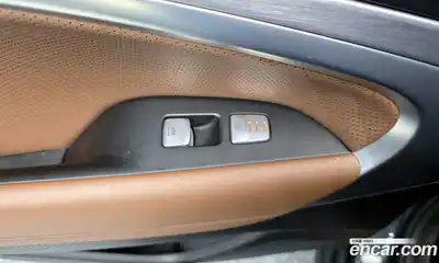 Genesis G70 2018 2.0 Автомат в Москве № 136169, миниатюра 5