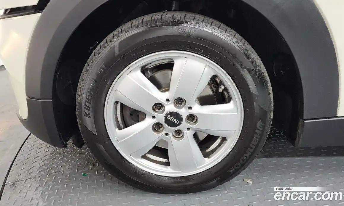 Mini Cooper 2015 1.5 Автомат в Москве № 139049, фото 9