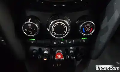 Mini Cooper 2015 1.5 Автомат в Москве № 139049, миниатюра 10