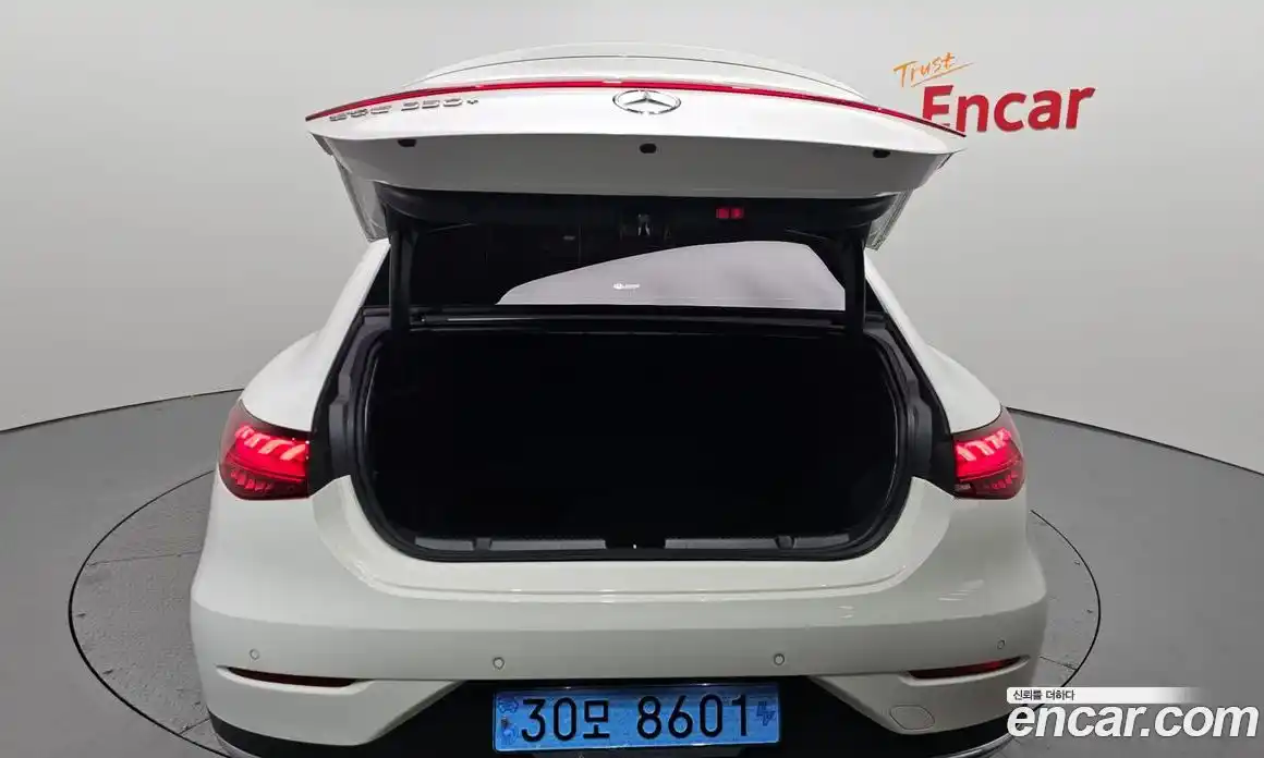 Mercedes-Benz EQE 2023 0.3 Автомат в Москве № 139476, фото 20