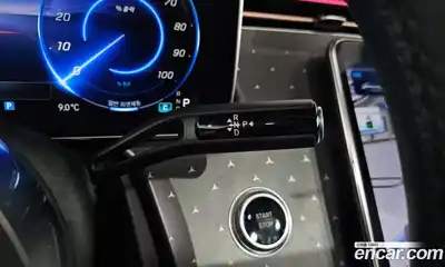 Mercedes-Benz EQE 2023 0.3 Автомат в Москве № 139476, миниатюра 9