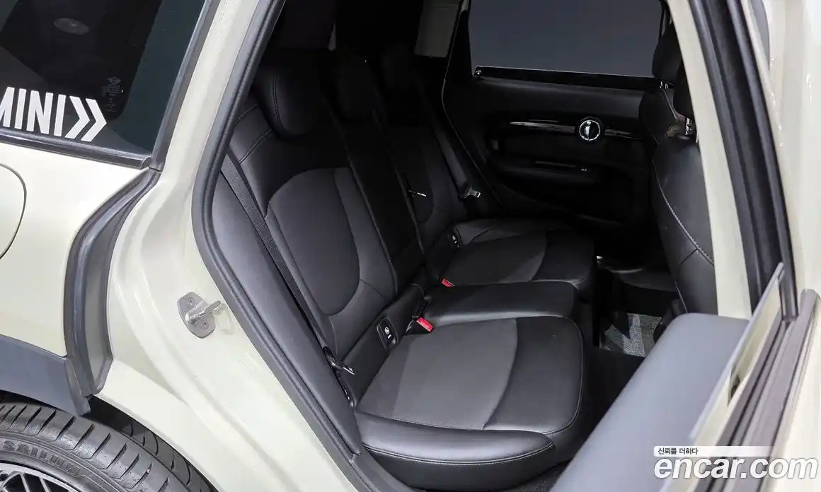 Mini Clubman 2016 2.0 Автомат в Москве № 139671, фото 12