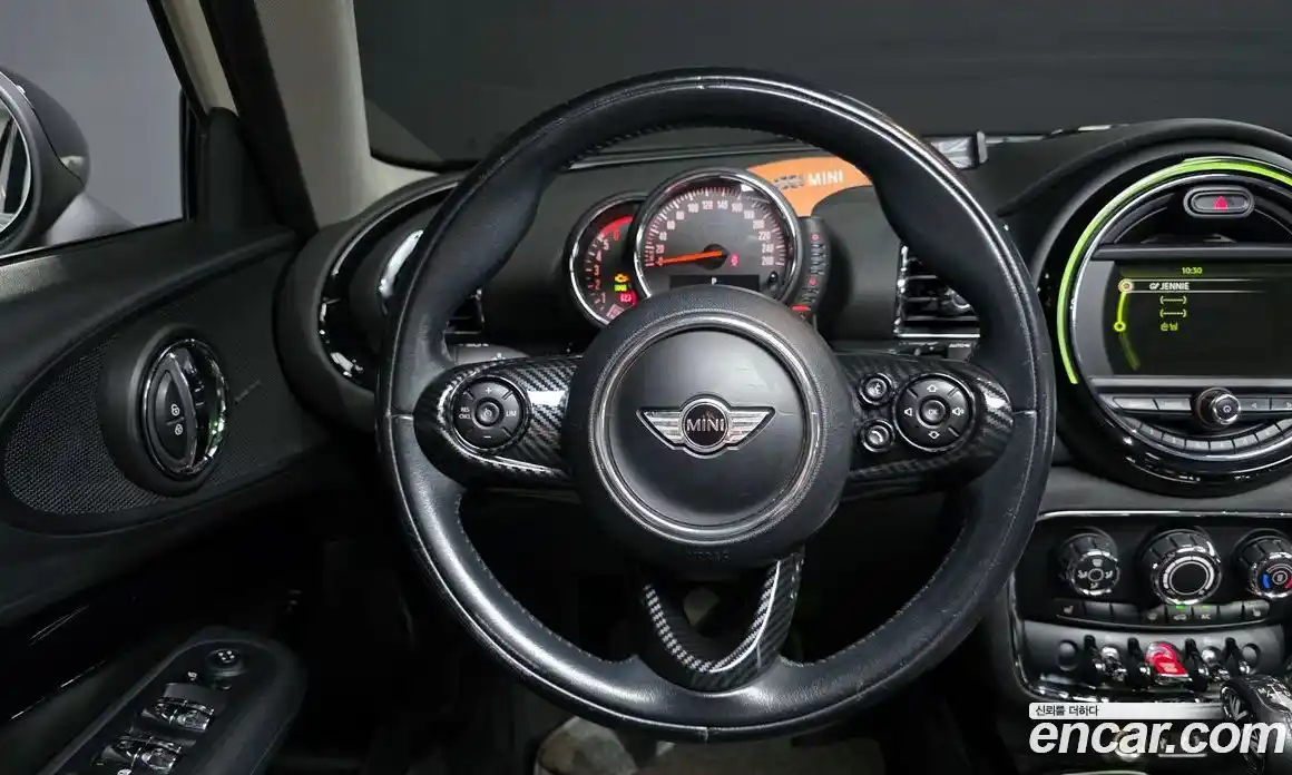 Mini Clubman 2016 2.0 Автомат в Москве № 139671, фото 13