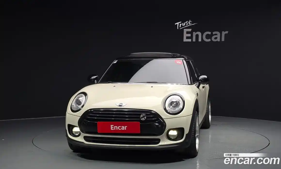 Mini Clubman 2016 2.0 Автомат в Москве № 139671, фото 3