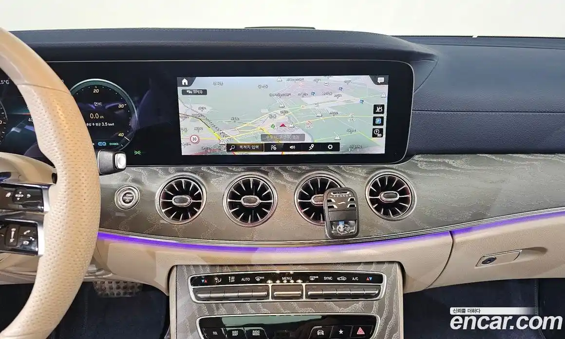 Mercedes-Benz E-Class 2021 3.0 Автомат в Москве № 140495, фото 12