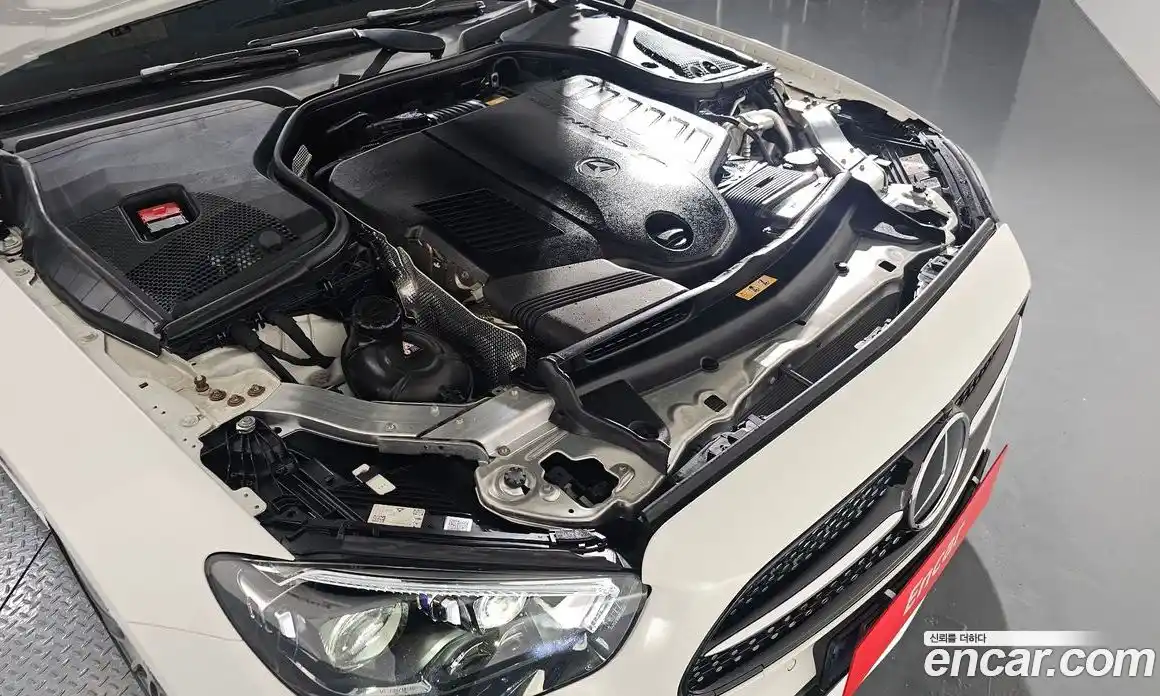 Mercedes-Benz E-Class 2021 3.0 Автомат в Москве № 140495, фото 14