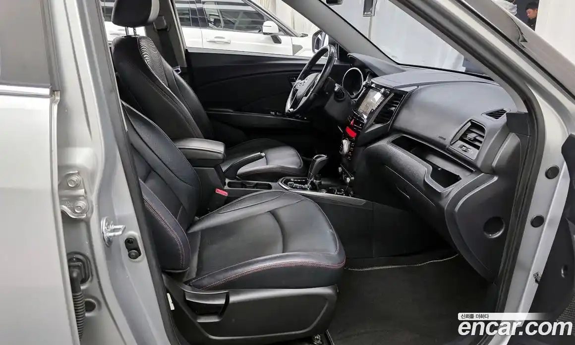 SsangYong TIBOLI 2016 1.6 Автомат в Москве № 146300, фото 18