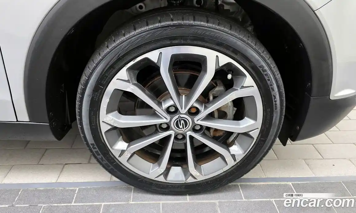 SsangYong TIBOLI 2016 1.6 Автомат в Москве № 146300, фото 3