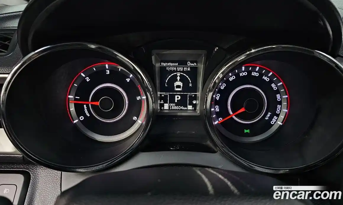 SsangYong TIBOLI 2016 1.6 Автомат в Москве № 146988, фото 3