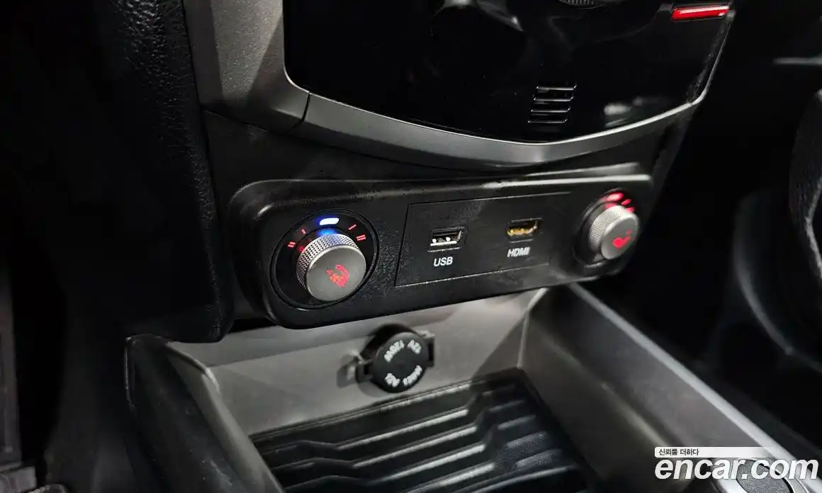 SsangYong TIBOLI 2016 1.6 Автомат в Москве № 146988, фото 4