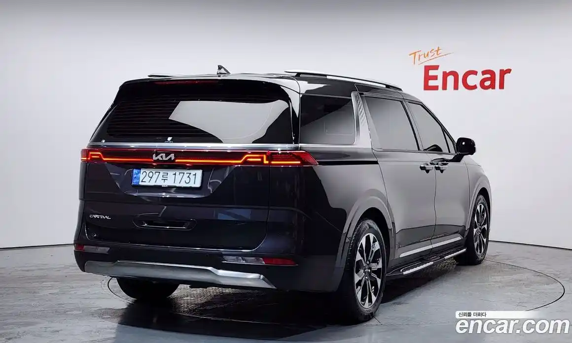 Kia Canival 2023 2.2 Автомат в Москве № 14704, фото 11