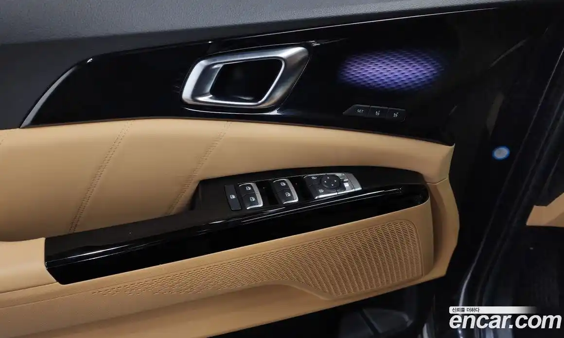 Kia Canival 2023 2.2 Автомат в Москве № 14704, фото 20