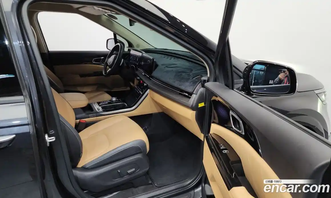 Kia Canival 2023 2.2 Автомат в Москве № 14704, фото 4