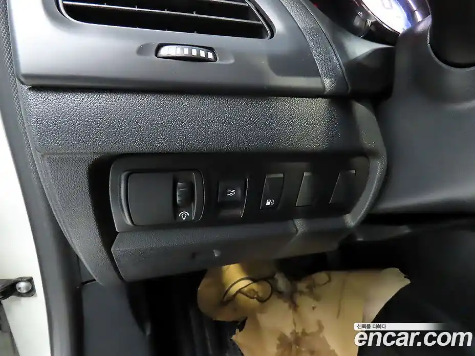 Renault SM3 2014 1.6 Автомат в Москве № 148106, фото 13