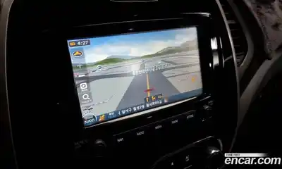 Renault QM3 2015 1.5 Автомат в Москве № 148417, миниатюра 2