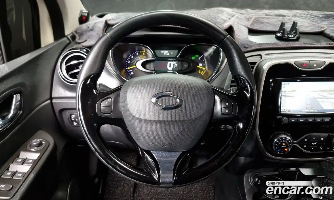 Renault QM3 2015 1.5 Автомат в Москве № 148417, фото 6