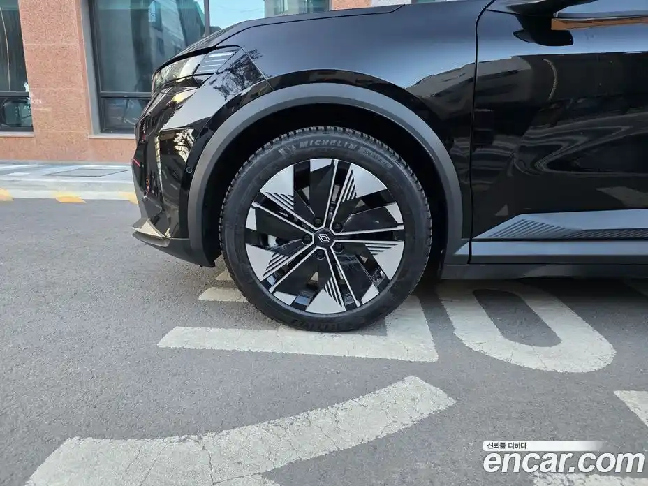 Renault Scenic 2026 Автомат в Москве № 151954, фото 9