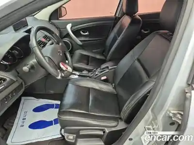 Renault SM3 2010 1.6 Автомат в Москве № 152669, миниатюра 11