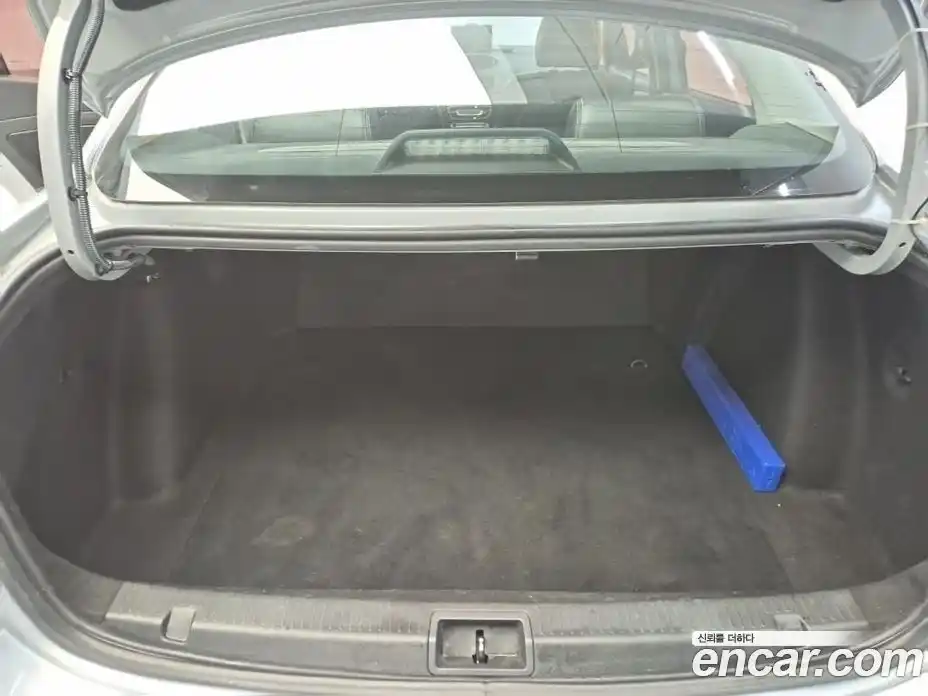 Renault SM3 2010 1.6 Автомат в Москве № 152669, фото 16