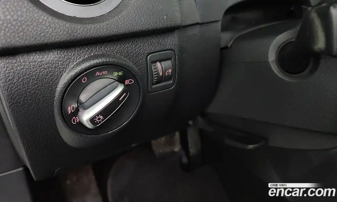 Volkswagen Tiguan 2015 2.0 Автомат в Москве № 155640, фото 17