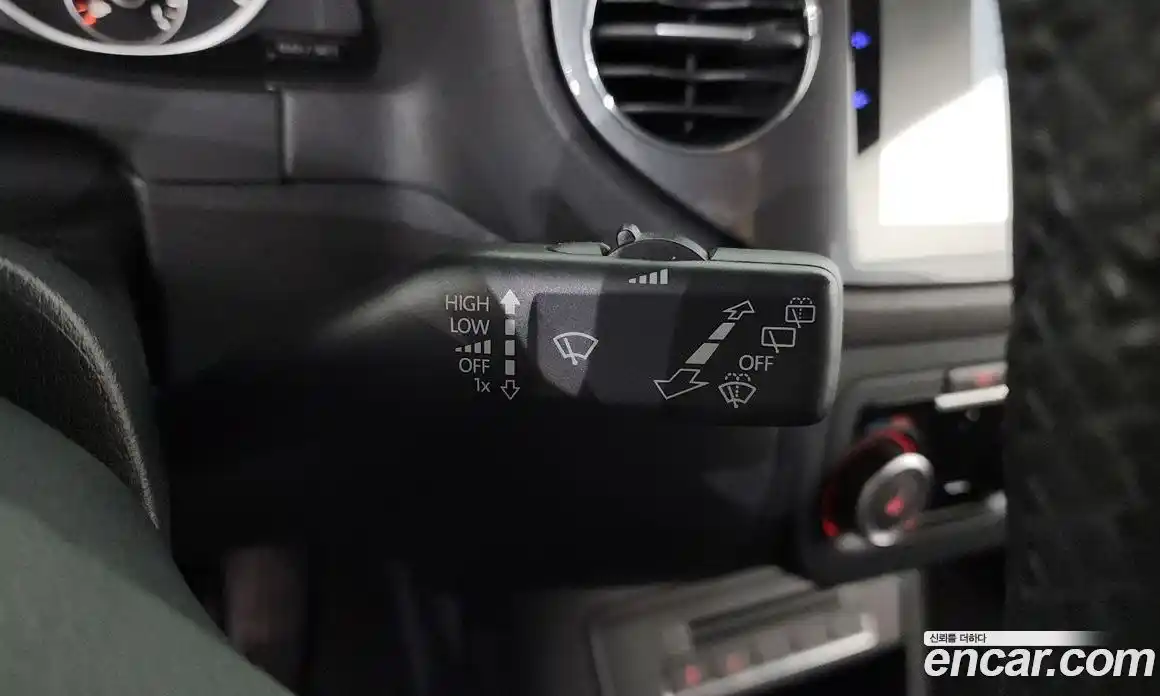 Volkswagen Tiguan 2015 2.0 Автомат в Москве № 155640, фото 18