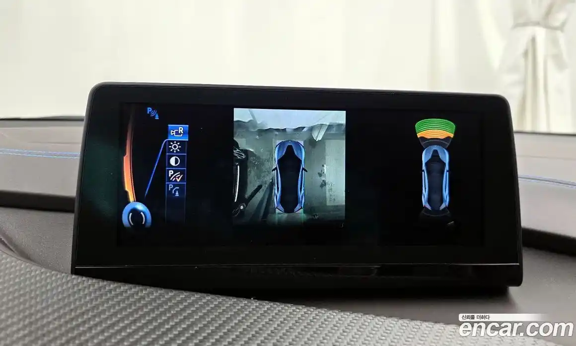 BMW i8 2016 1.5 Автомат в Москве № 156171, фото 11